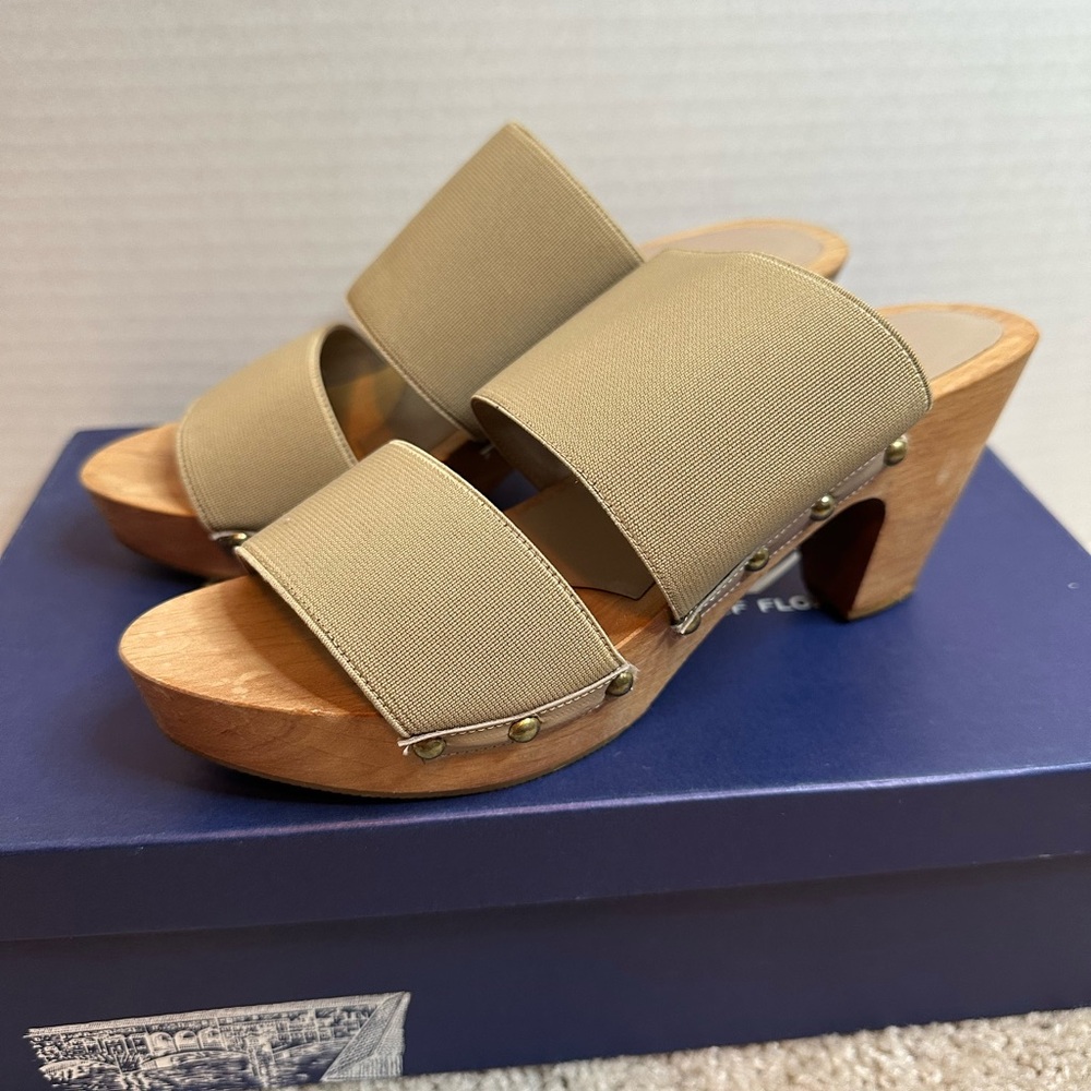 Vintage Rangoni Beige Women's Mules with Wooden Heel, size 5